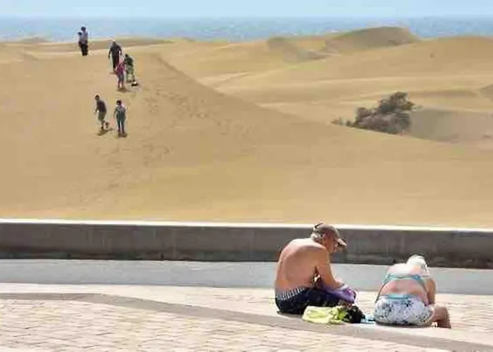 Jogi Playa Del Ingles * San Bartolomé